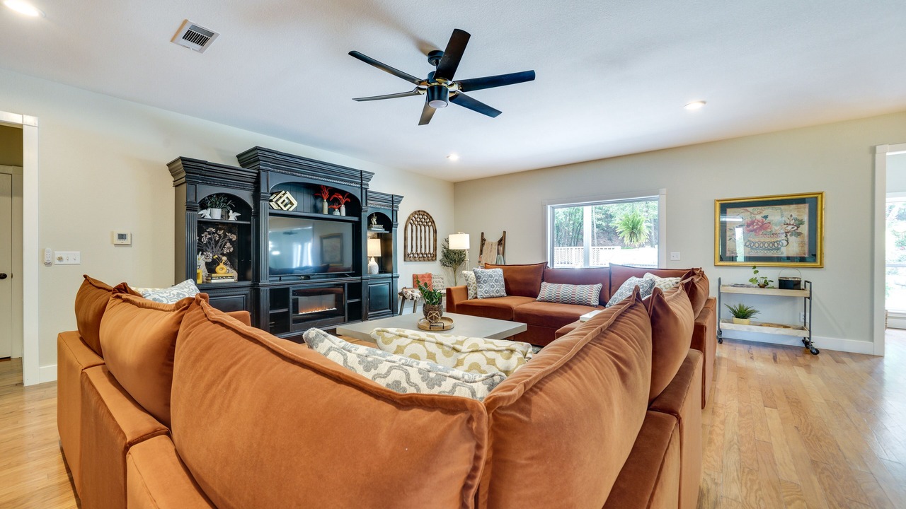 Photo of Livingroom in Mena
