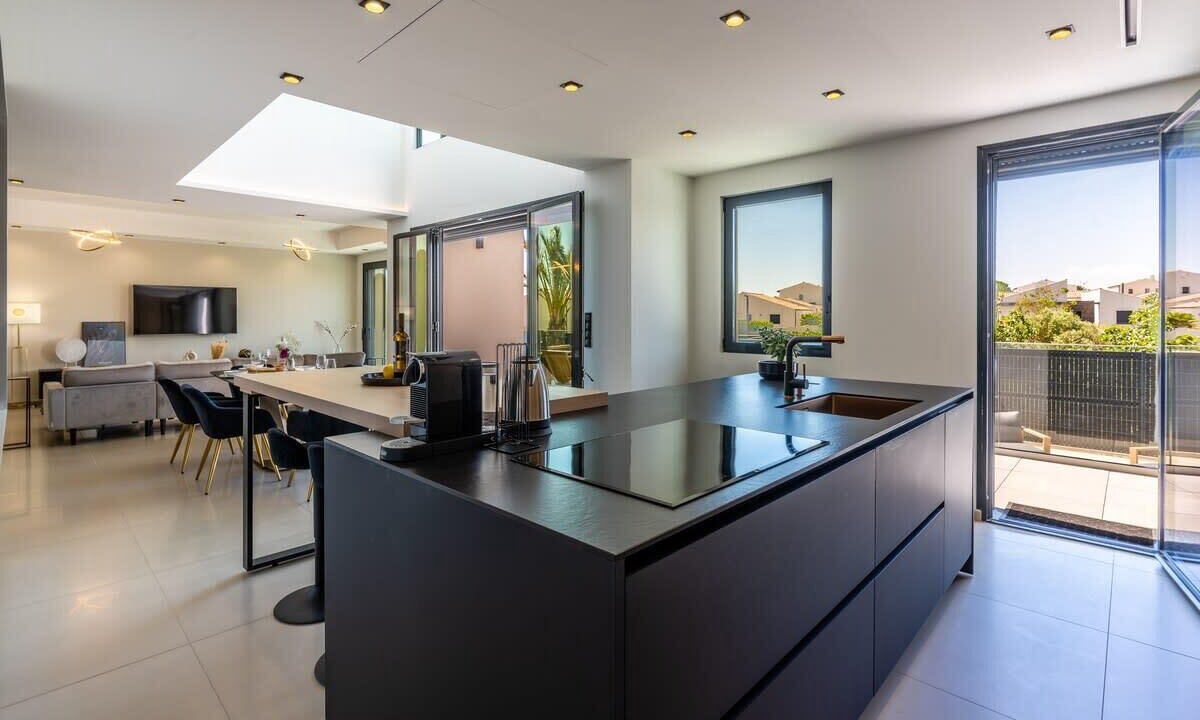 Photo of Others in Serignan