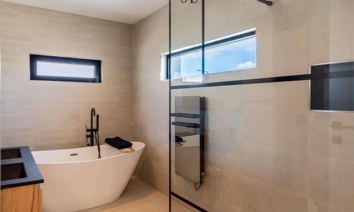 Photo of Bathroom in Serignan