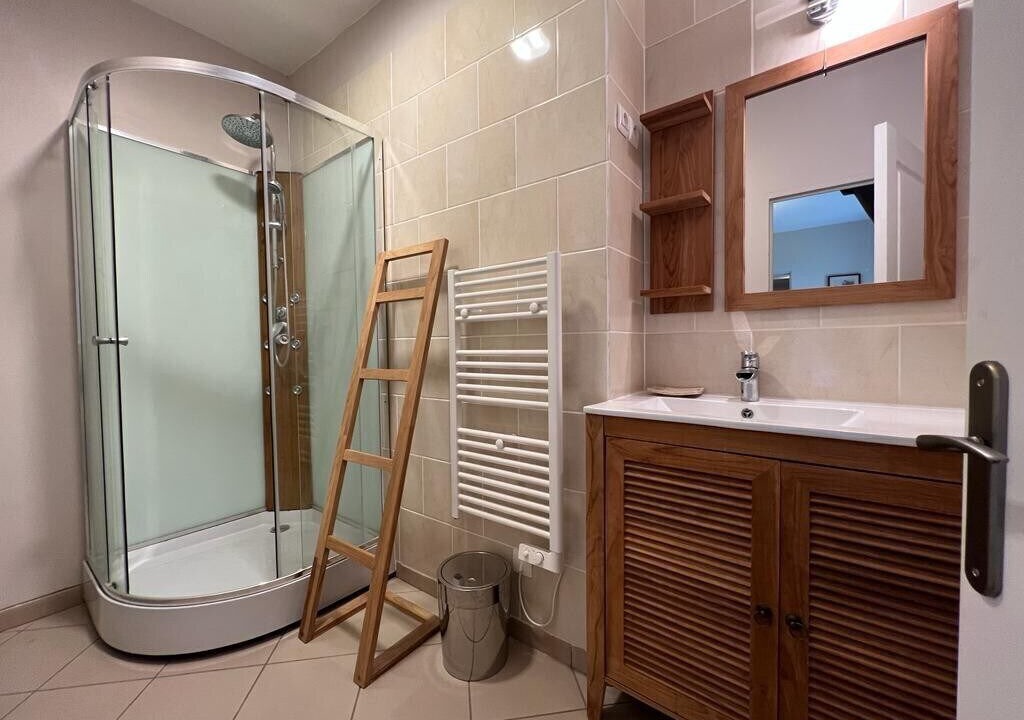 Photo of Bathroom in La Celle-Guenand