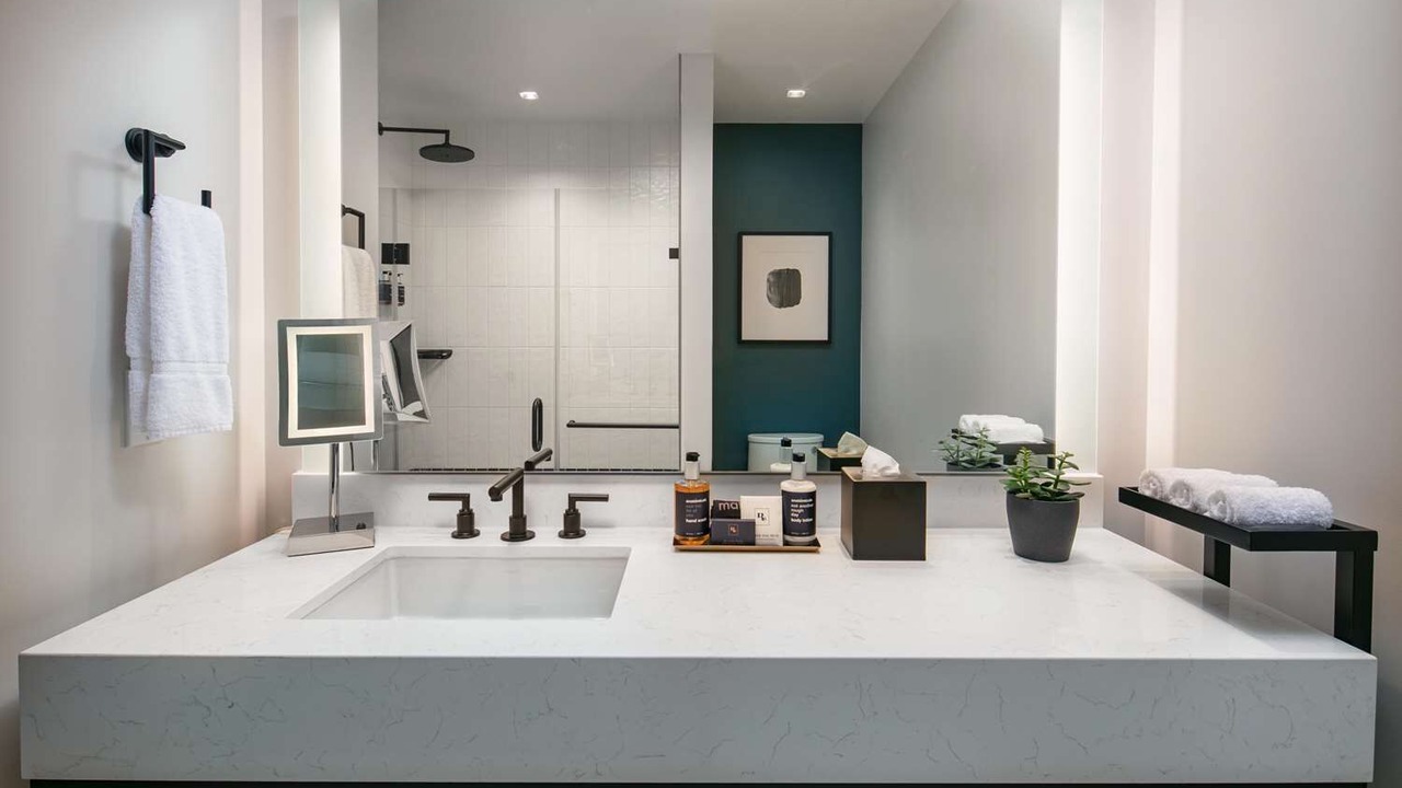 Photo of Bathroom in North Capitol Street