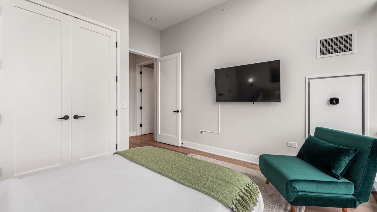 Photo of Bedroom in River West