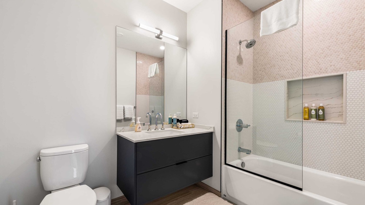 Photo of Bathroom in River West