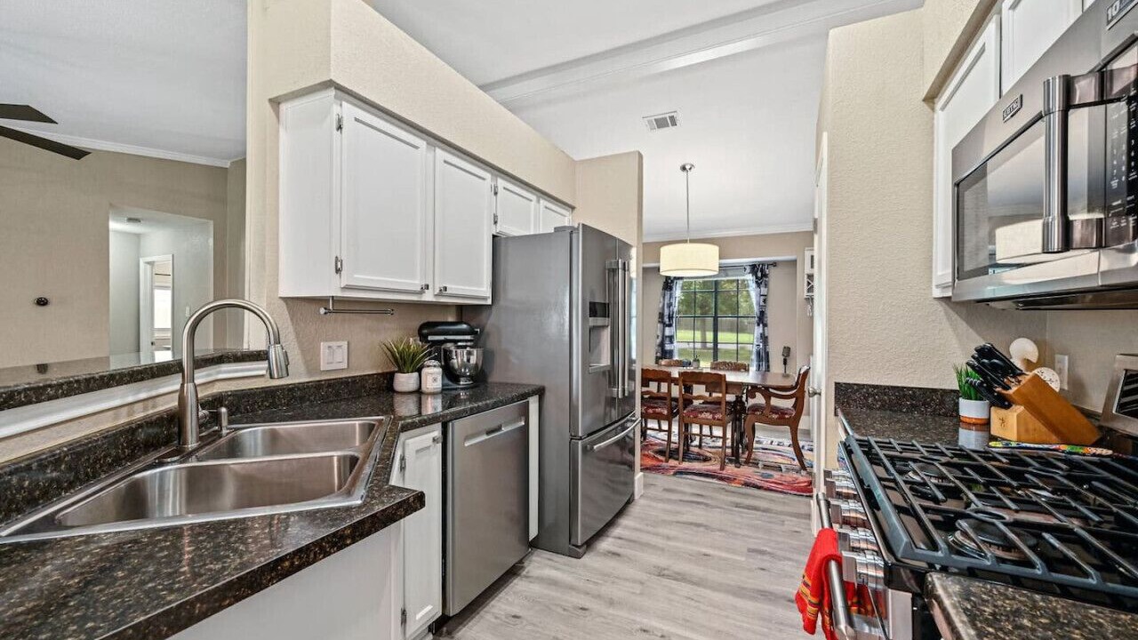 Photo of Kitchen in Maple Run