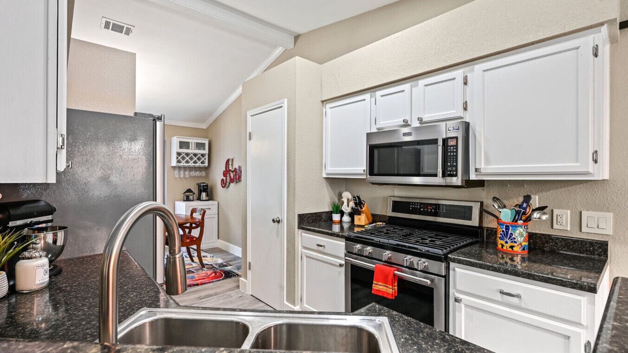 Photo of Kitchen in Maple Run