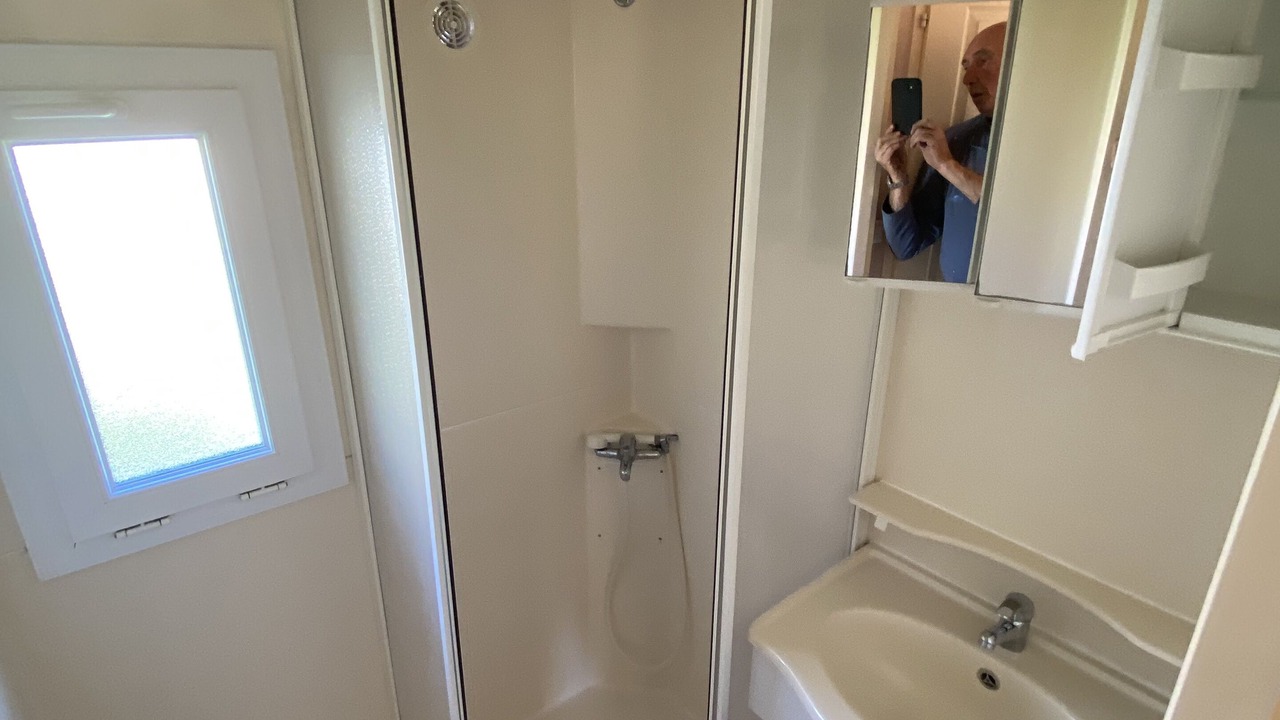 Photo of Bathroom in Rang-du-Fliers