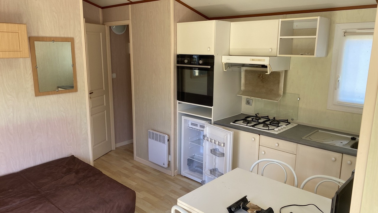 Photo of Kitchen in Rang-du-Fliers