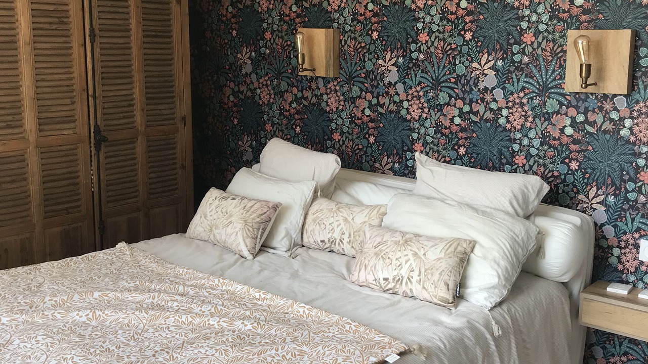 Photo of Bedroom in Langrolay-sur-Rance