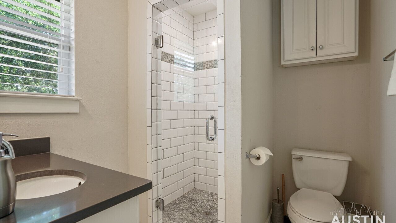 Photo of Bathroom in Highland