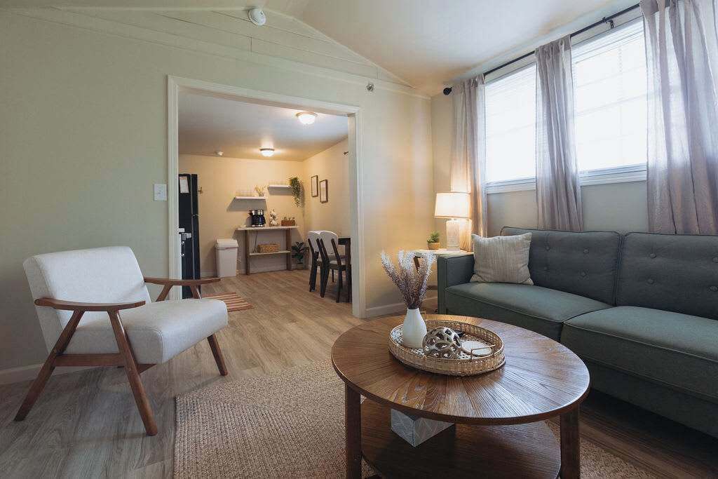 Photo of Livingroom in Johnson City