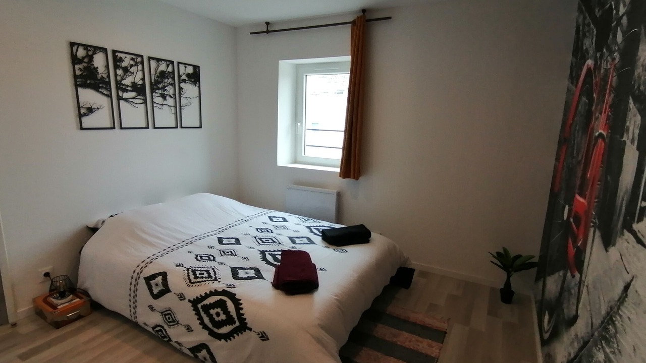 Photo of Bedroom in Tonneins