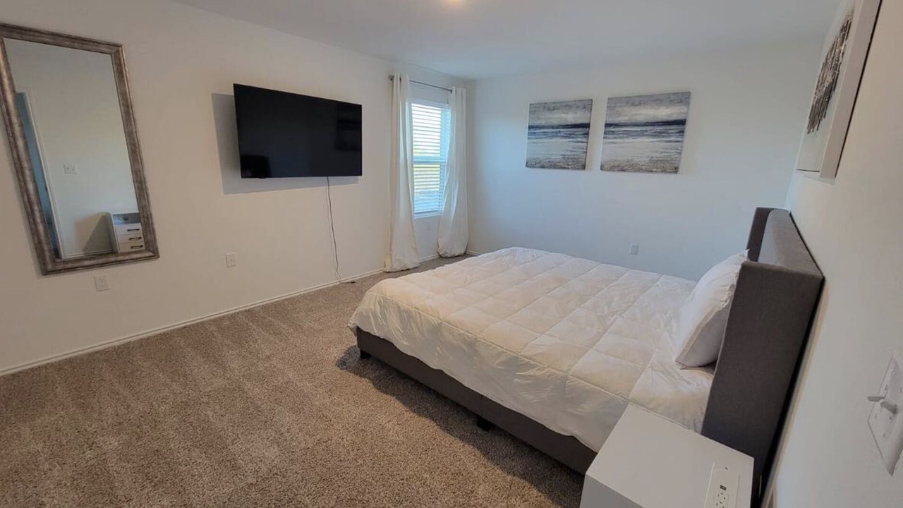 Photo of Bedroom in Dessau Estates