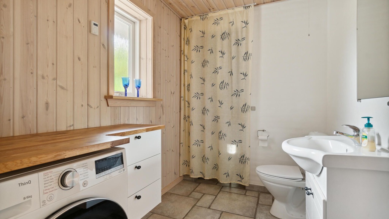 Photo of Bathroom in Bedsted