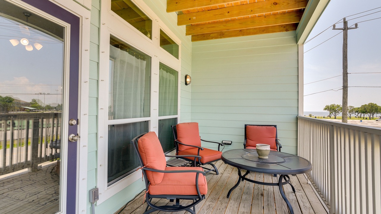 Photo of Patio Balcony in La Porte