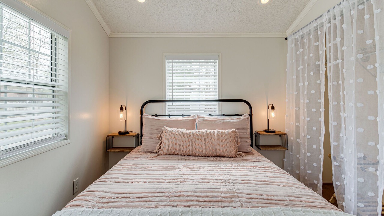 Photo of Bedroom in Monteagle