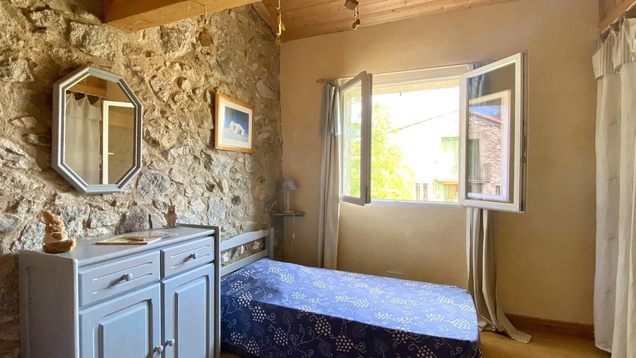 Photo of Bedroom in Fuilla