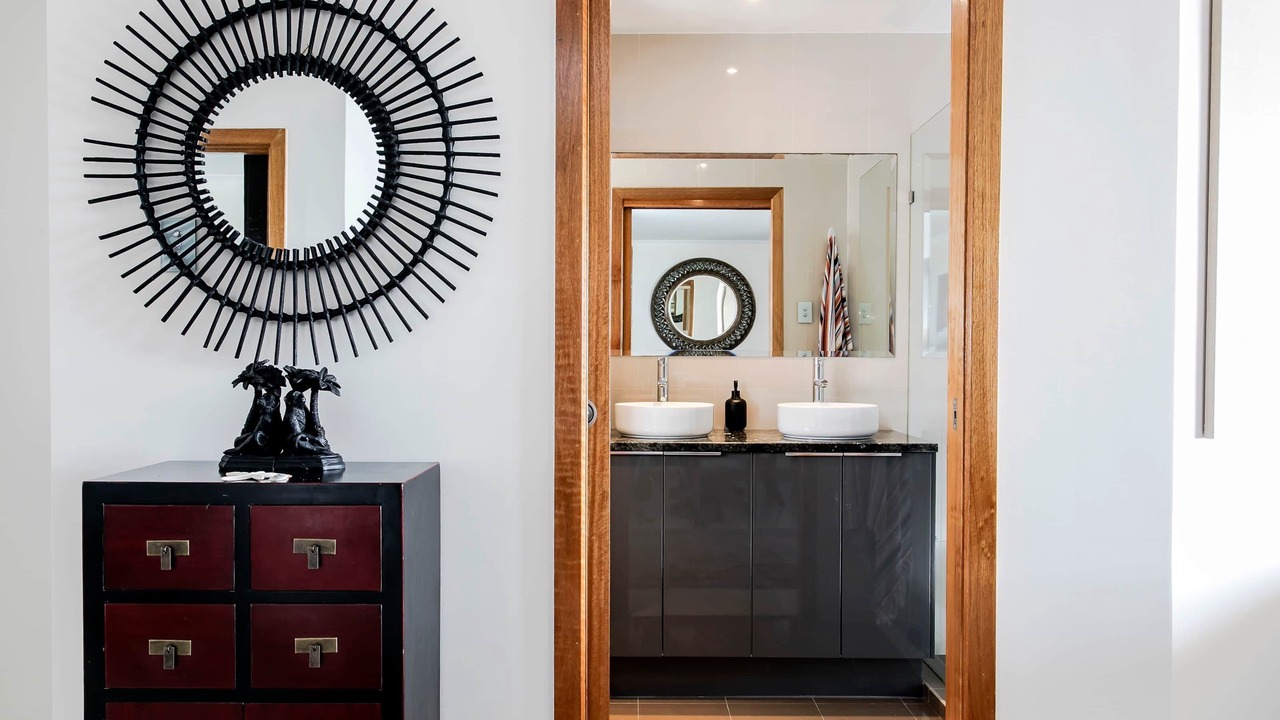 Photo of Bathroom in Semaphore Park