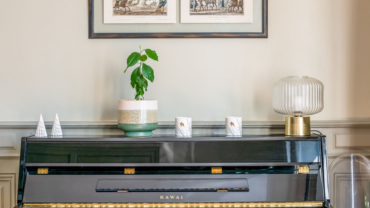 Photo of Others in Champagne-au-Mont-d'Or