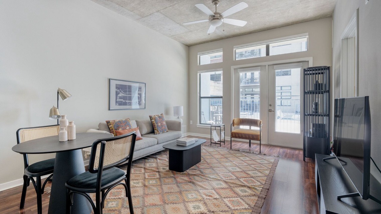 Photo of Livingroom in Barton Heights