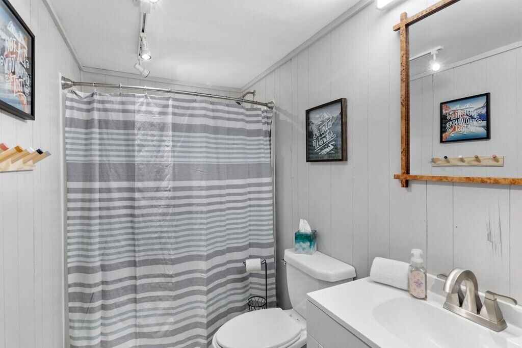 Photo of Bathroom in Albrightsville