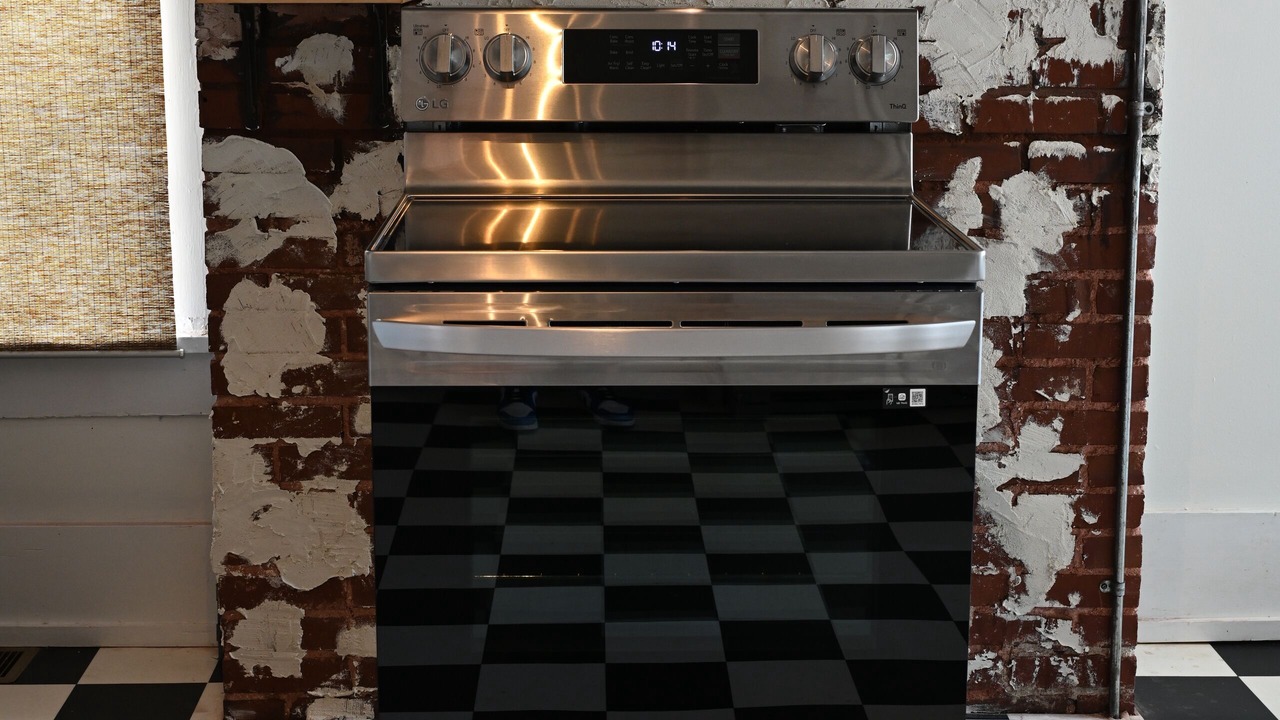 Photo of Kitchen in New Pathways