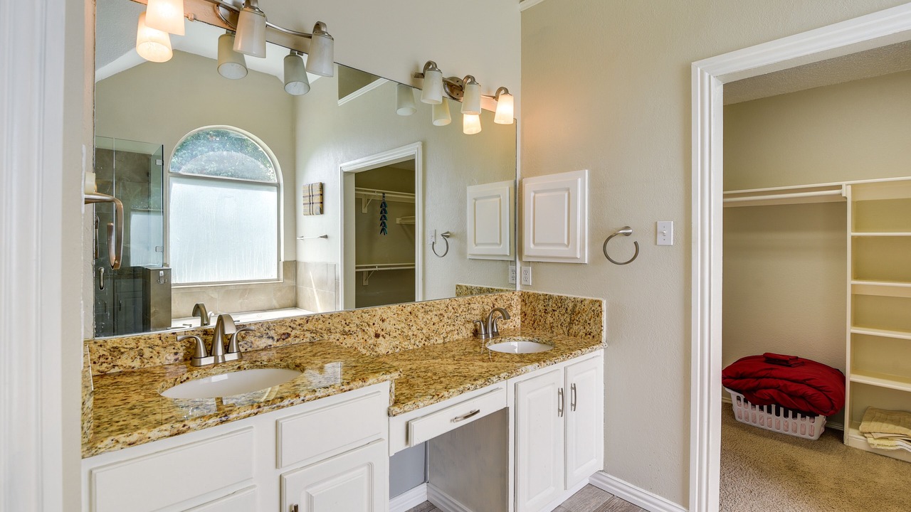 Photo of Bathroom in Flower Mound