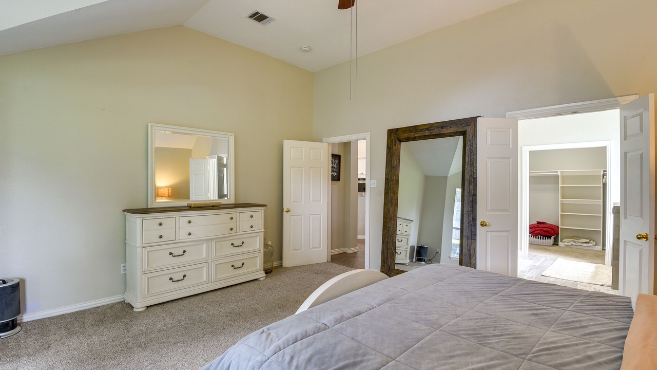 Photo of Bedroom in Flower Mound