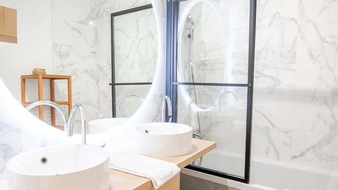Photo of Bathroom in Nationale