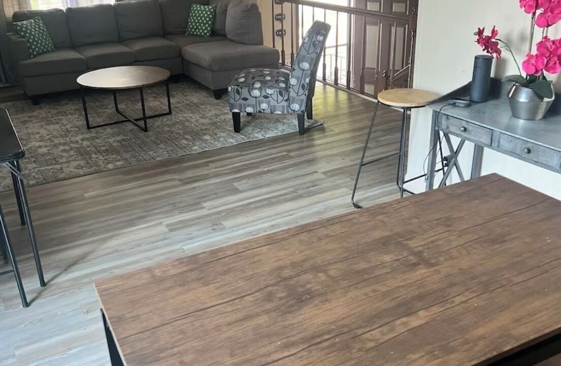 Photo of Livingroom in Staunton River