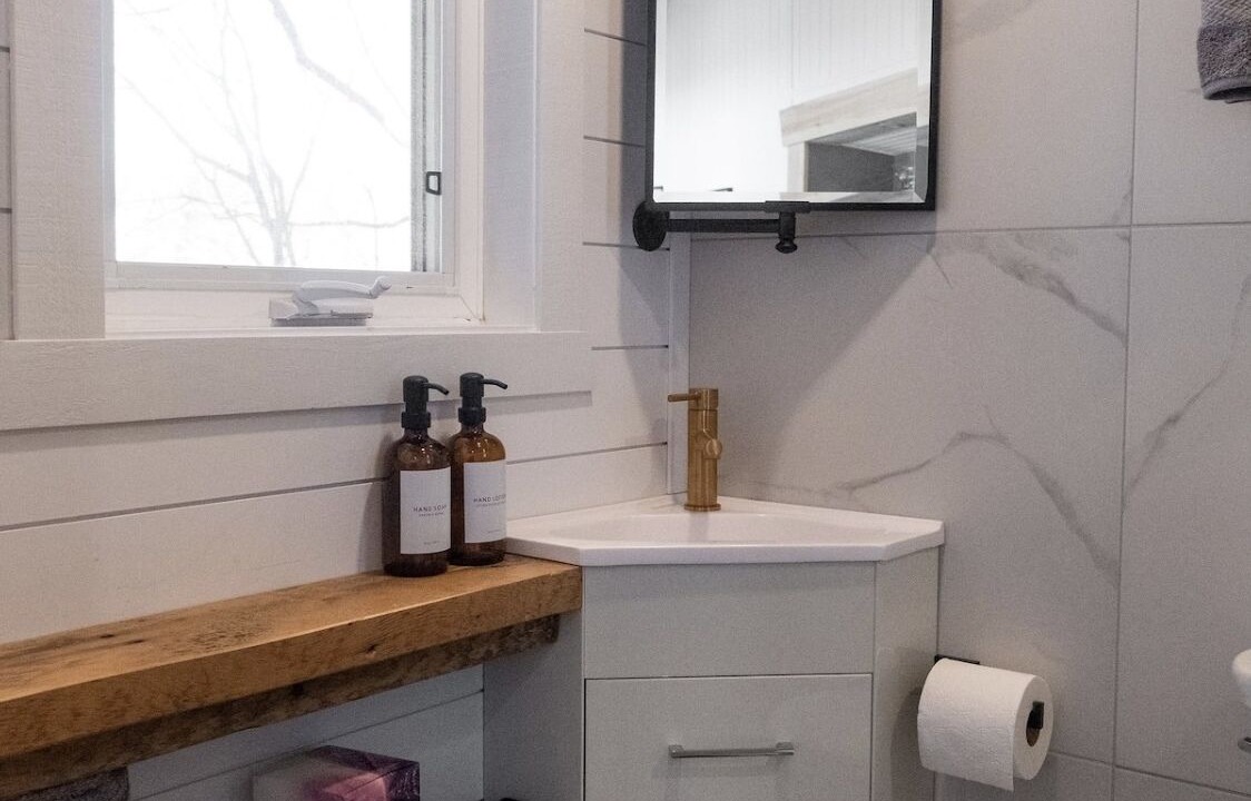 Photo of Bathroom in Frontenac