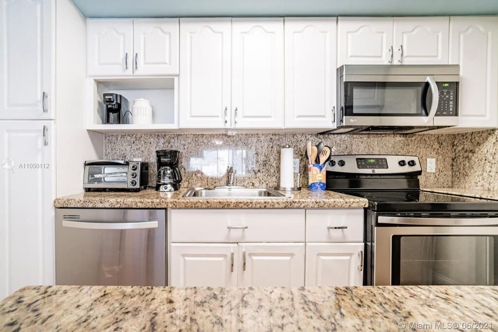 Photo of Kitchen in Key Biscayne