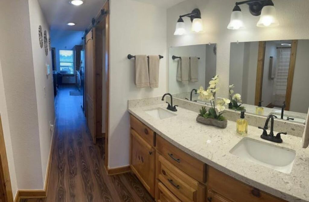 Photo of Bathroom in Willis