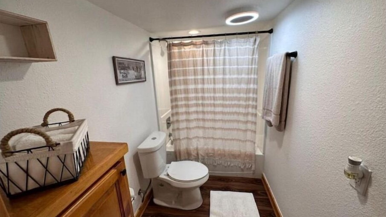 Photo of Bathroom in Willis