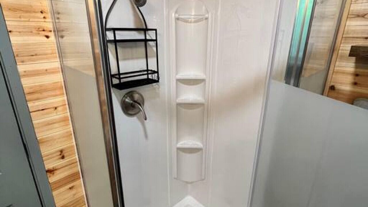 Photo of Bathroom in White Mills