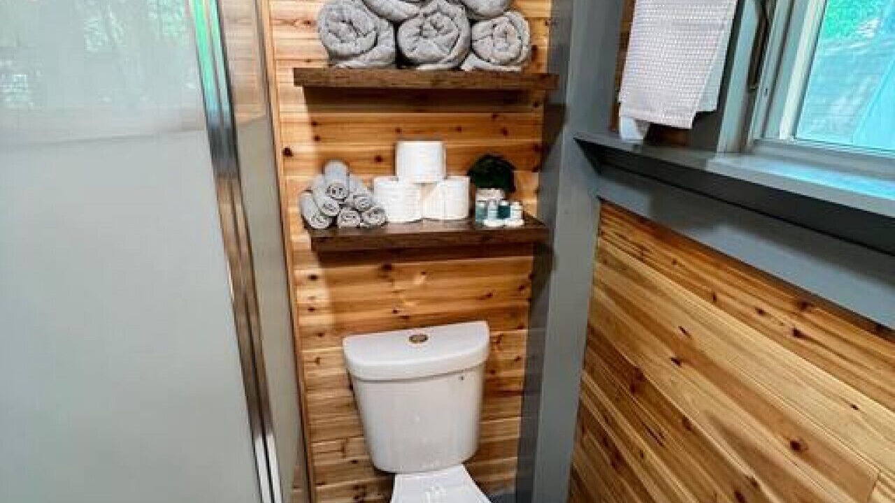 Photo of Bathroom in White Mills