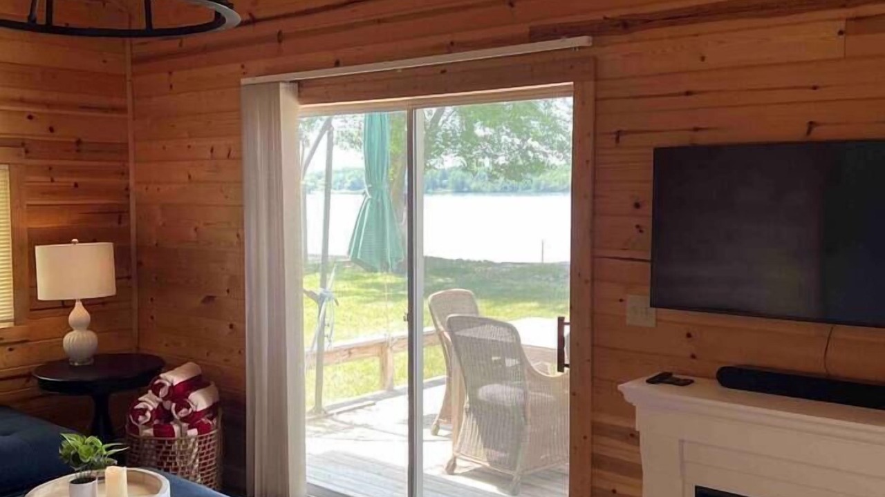 Photo of Livingroom in Victor