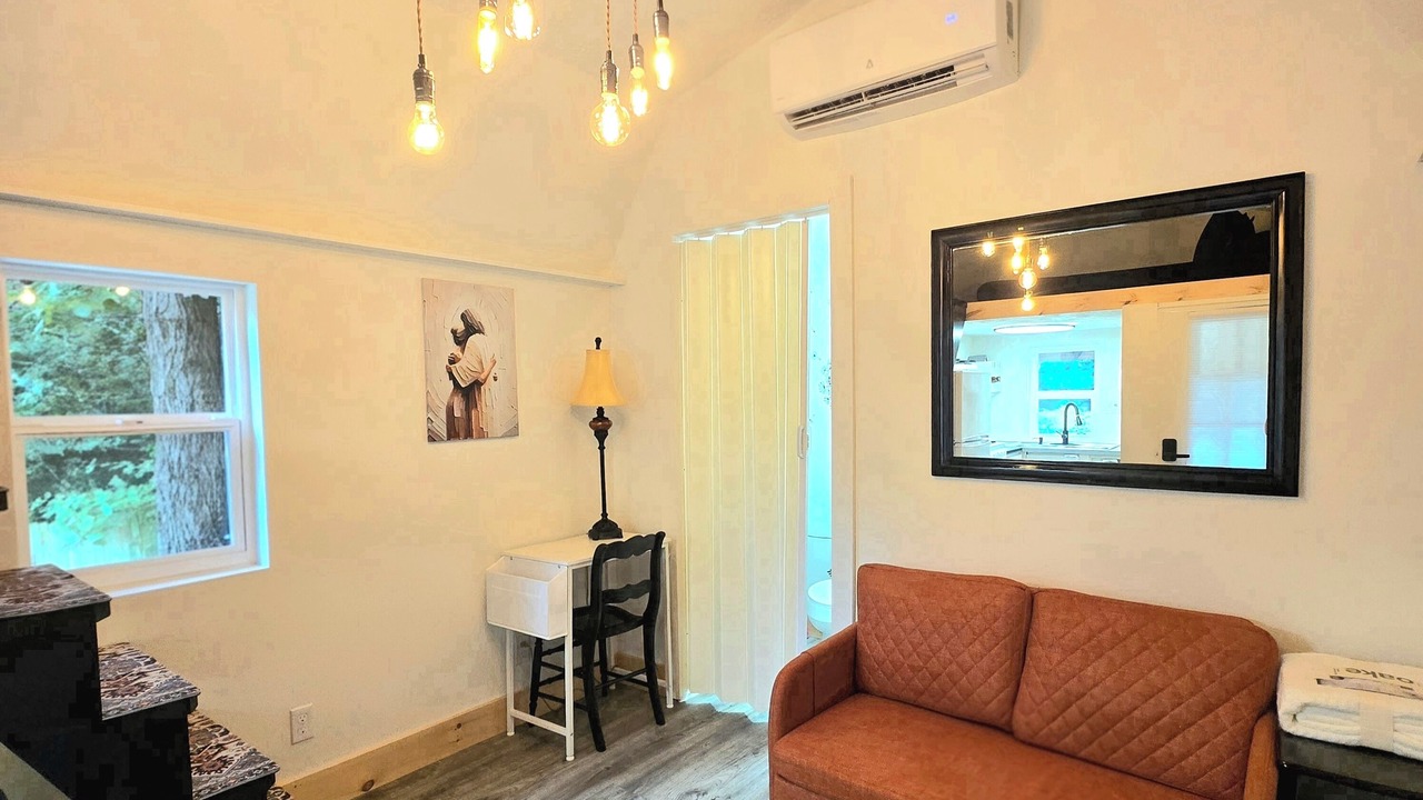 Photo of Livingroom in Fountain Run