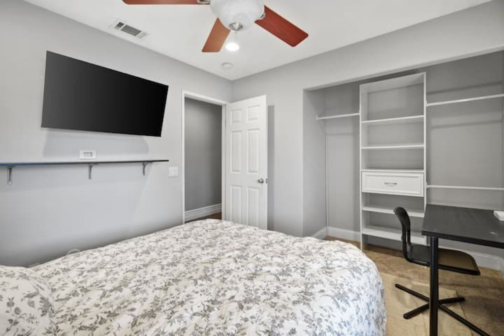 Photo of Bedroom in Chino
