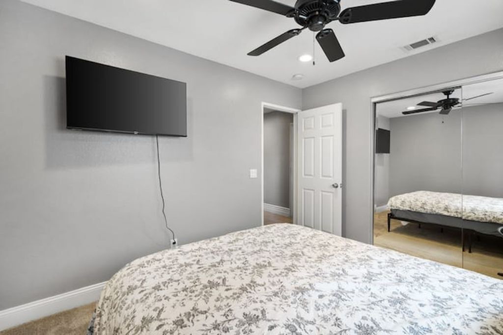 Photo of Bedroom in Chino