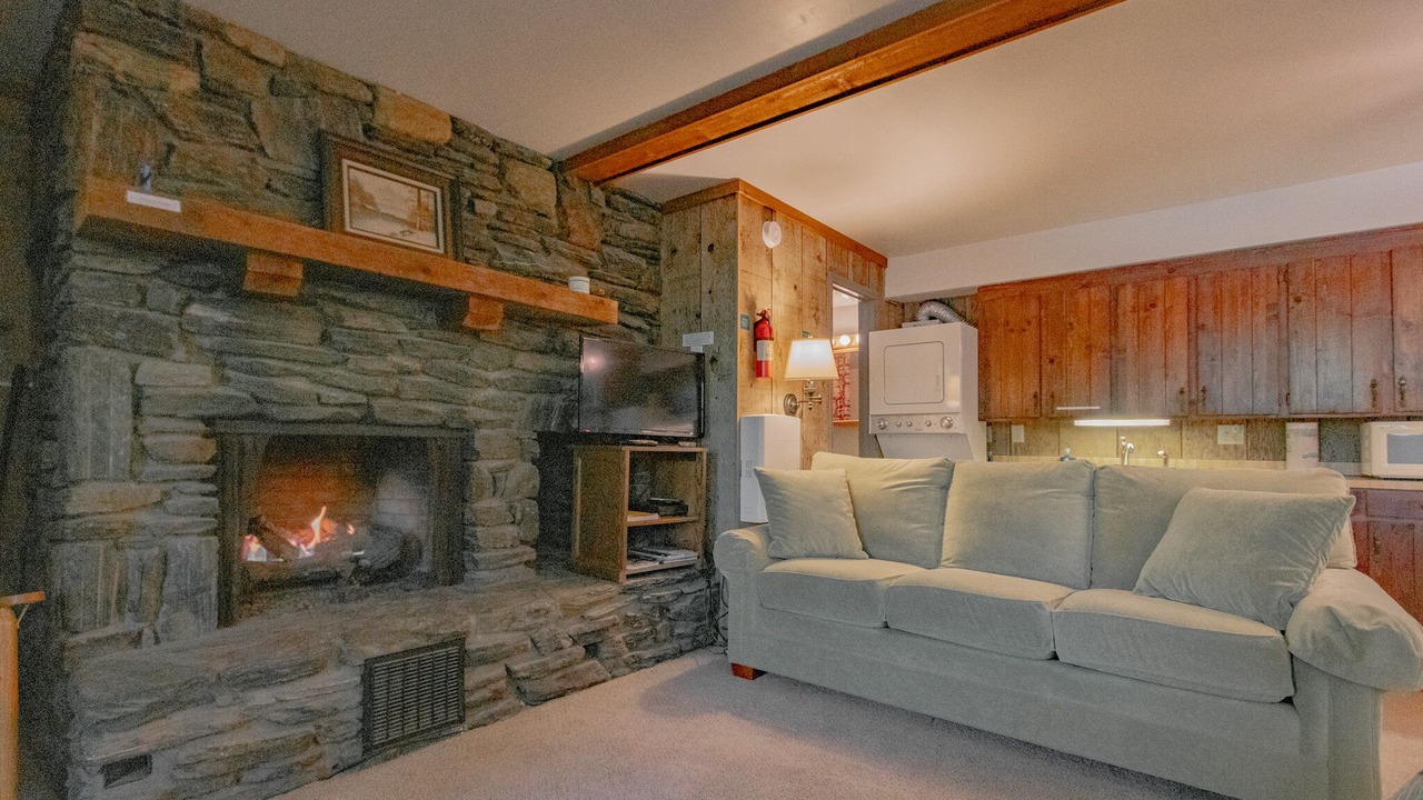 Photo of Livingroom in Blowing Rock