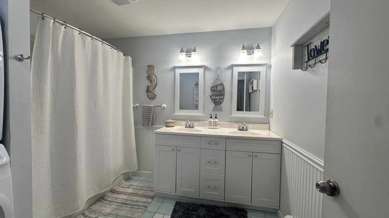 Photo of Bathroom in Bomoseen