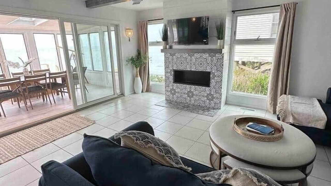 Photo of Livingroom in Greenport