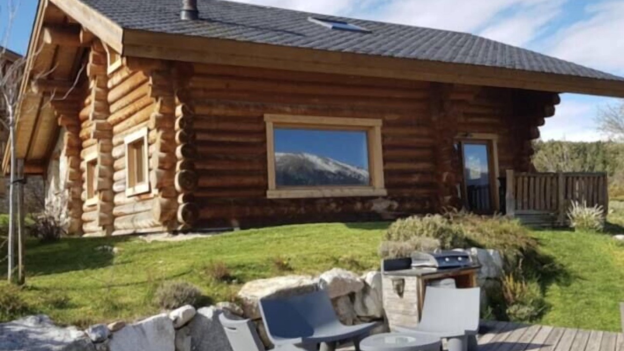 Photo of Outdoor in Superbolquere