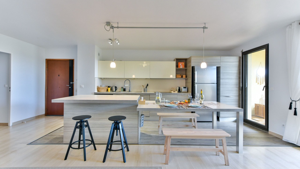 Photo of Others in Fabron