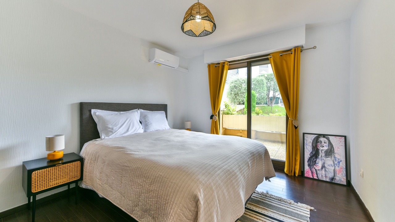 Photo of Others in Fabron