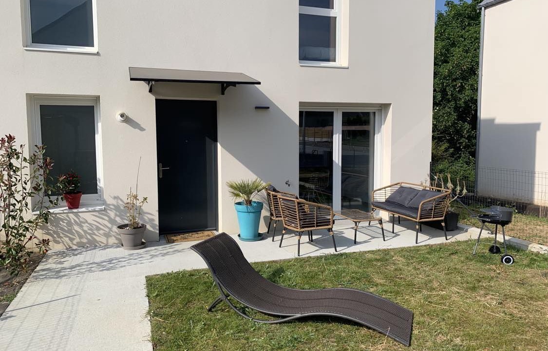 Photo of Patio Balcony in Benouville