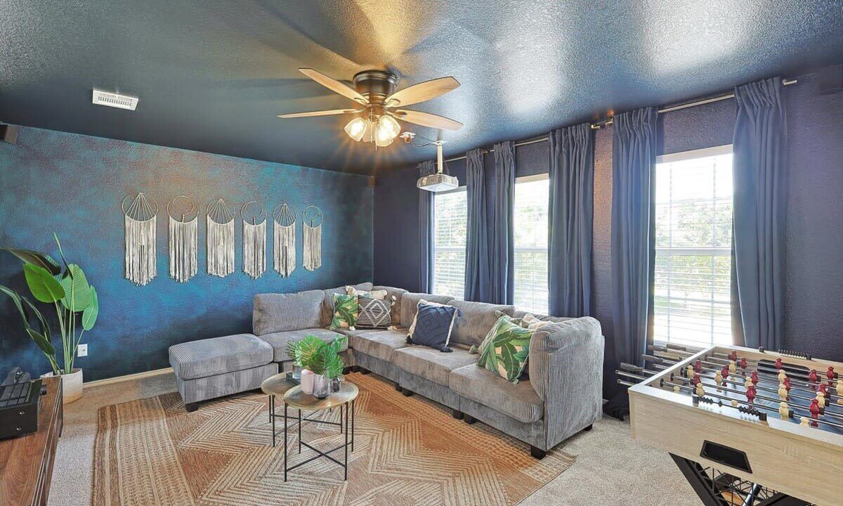 Photo of Livingroom in Saginaw