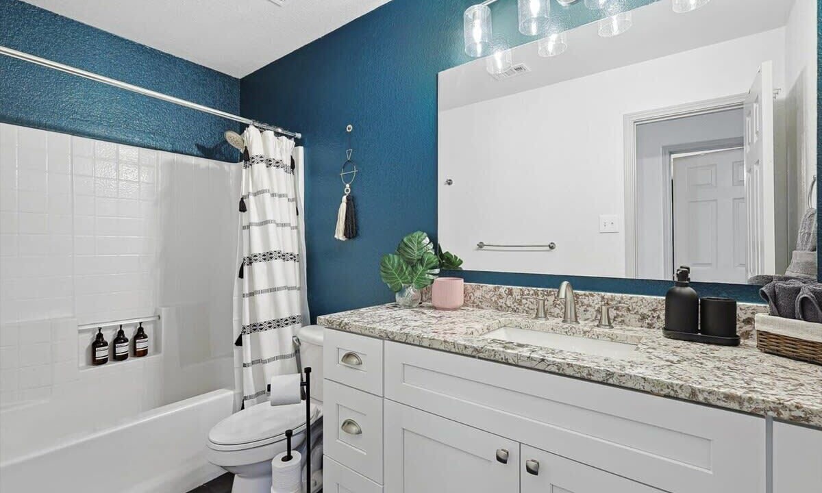 Photo of Bathroom in Saginaw