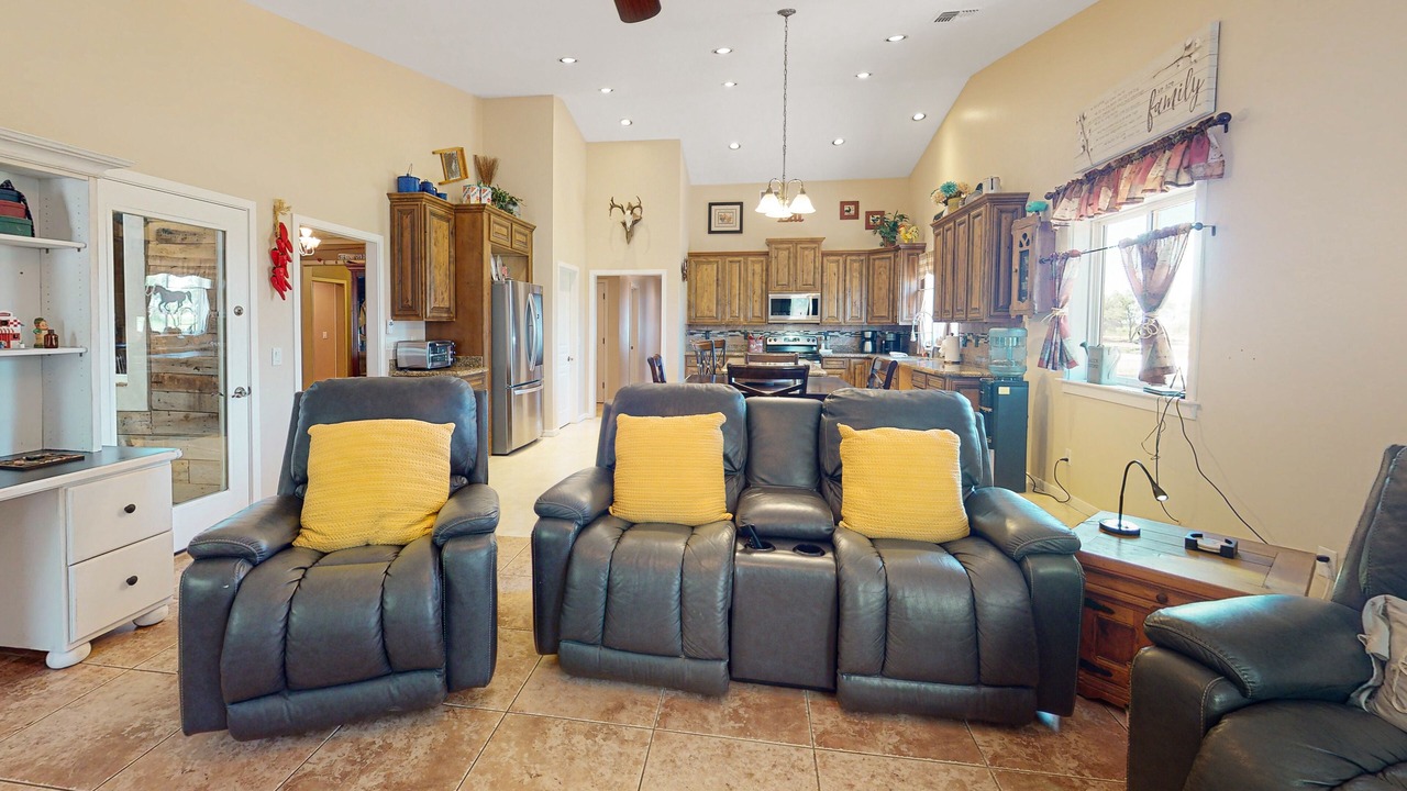Photo of Livingroom in Estrella Village