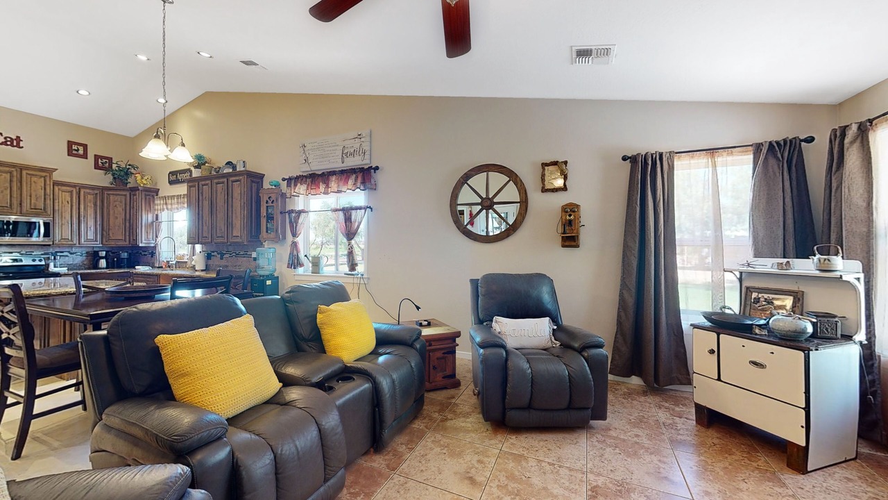 Photo of Livingroom in Estrella Village